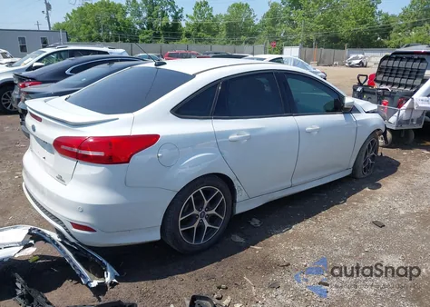 2016 Ford Focus Se из США, поврежденный, VIN 1FADP3F27GL385739